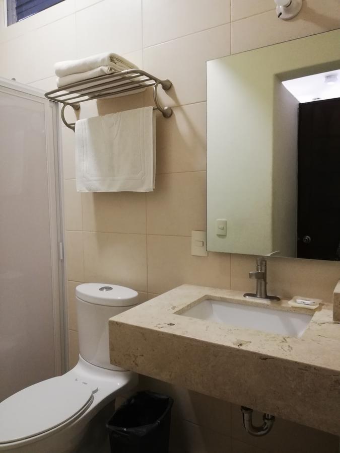 Hotel Nonni سانتا كروز هواتولكو المظهر الخارجي الصورة